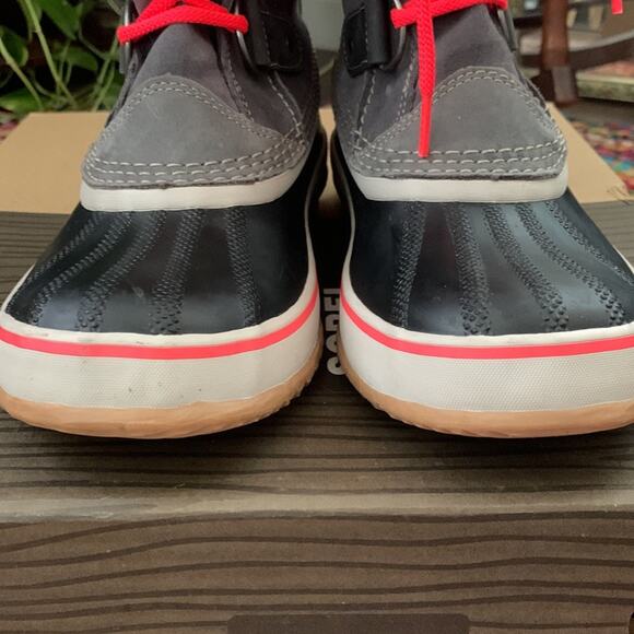 Women’s Sorel Joan of Arctic Knit Gray & Hot Pink Waterproof Snow Rain Boots - 8 - Picture 6 of 10